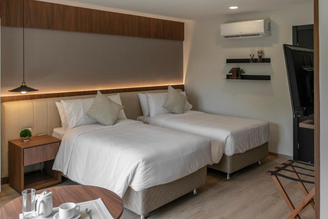 Five Hotel & Residences Assunção Exterior foto Deluxe room